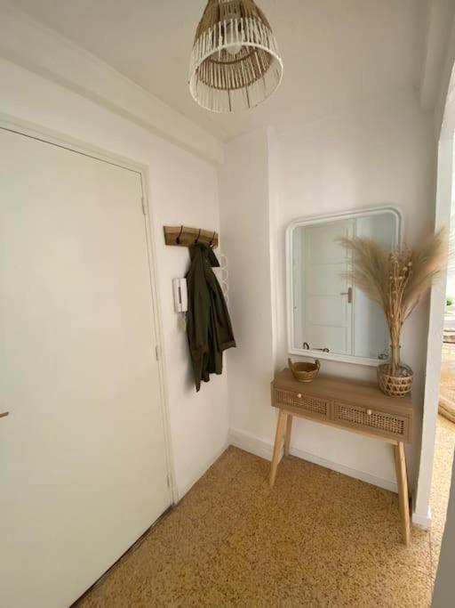 Appartement Beau T3 Proche Base Navale Et Ecoles Superieures à Toulon Extérieur photo