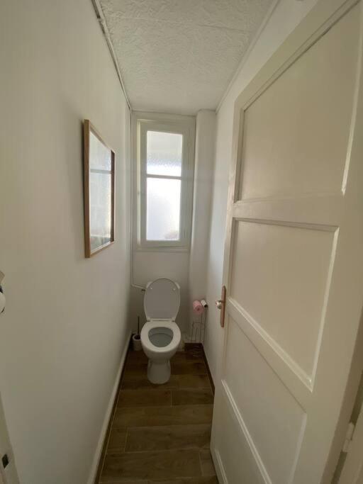 Appartement Beau T3 Proche Base Navale Et Ecoles Superieures à Toulon Extérieur photo
